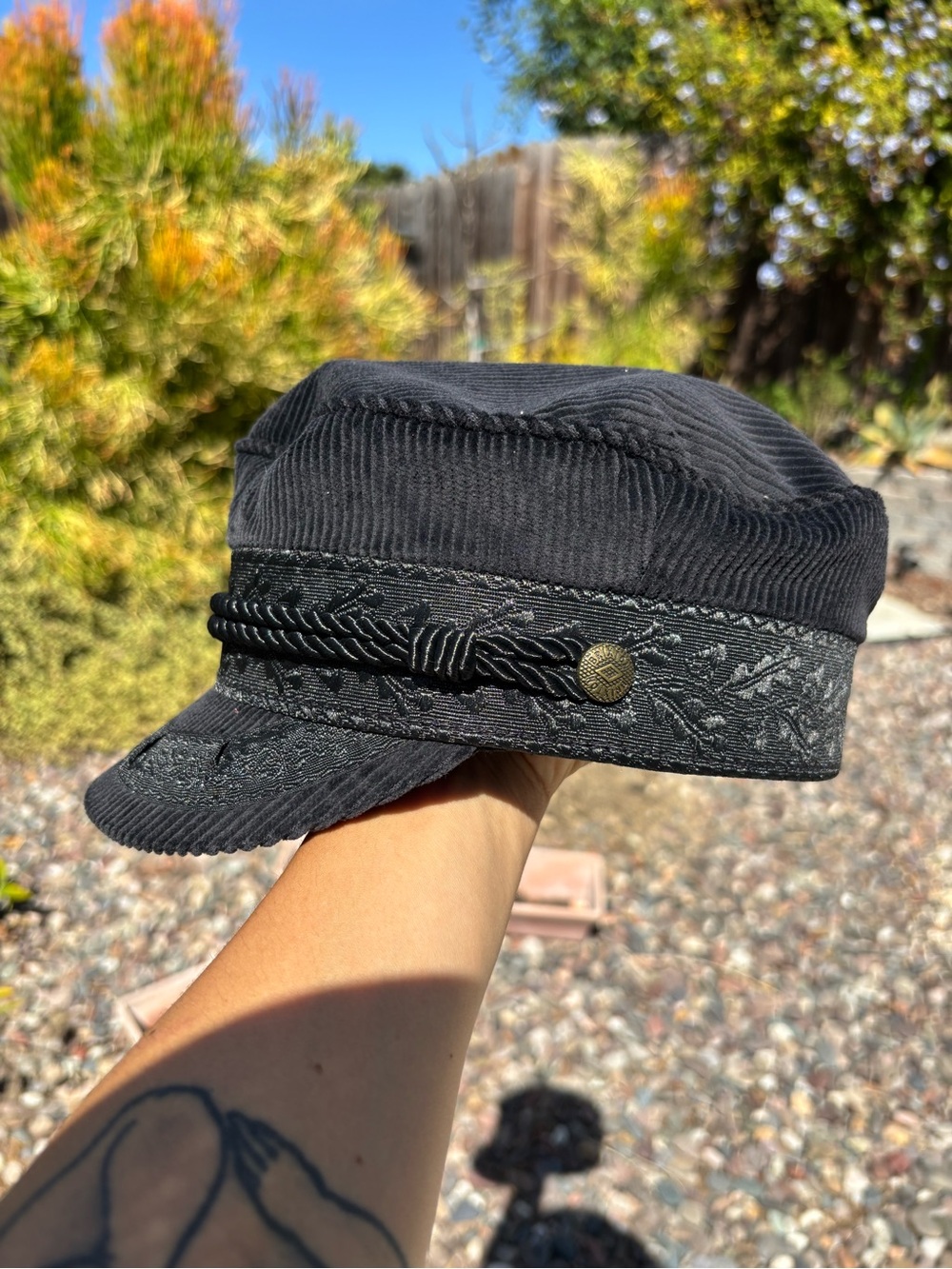 Hat - Picture 6 of 8